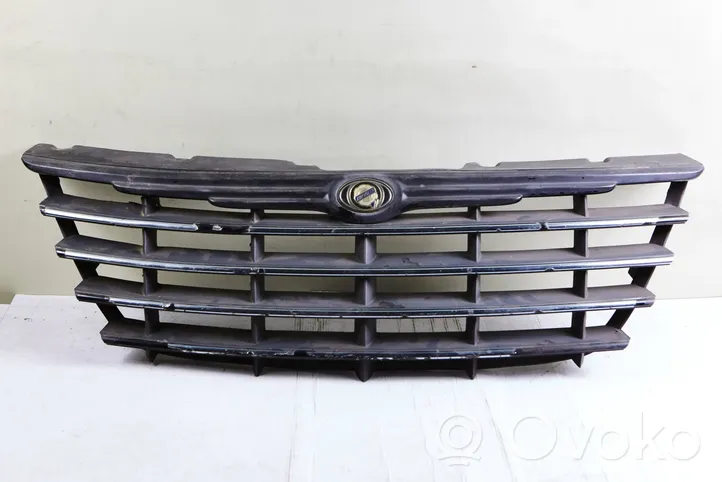 Chrysler Voyager Front bumper upper radiator grill 04857804aa