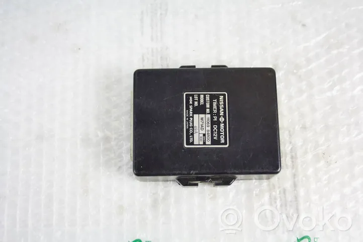 Nissan Sunny Muut ohjainlaitteet/moduulit 1106984R00