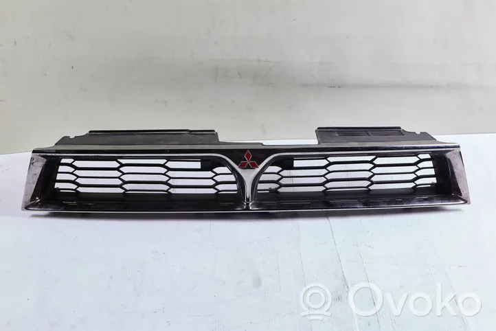 Mitsubishi Galant Grille calandre supérieure de pare-chocs avant mr441120