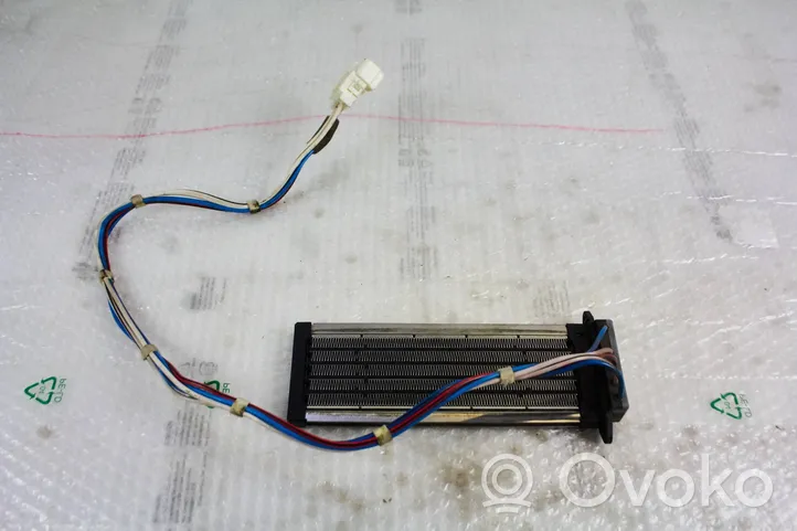 Toyota Avensis T270 Elektrisks mazais salona radiators 0134100410