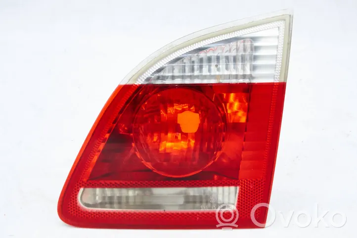 BMW 5 E60 E61 Lampy tylnej klapy bagażnika 7165830