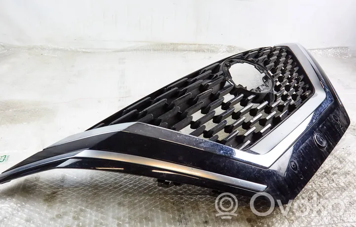 Nissan Qashqai J12 Grille calandre supérieure de pare-chocs avant 623106ua