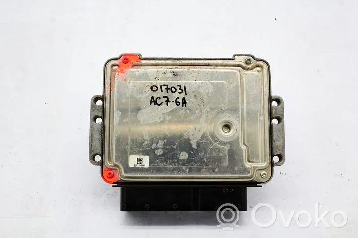 KIA Ceed Calculateur moteur ECU 391032a765