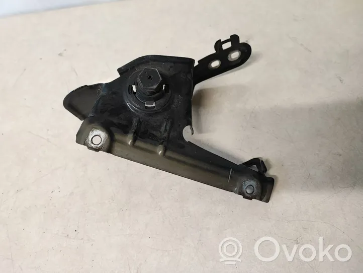 BMW X3 F25 Fender mounting bracket 7267327