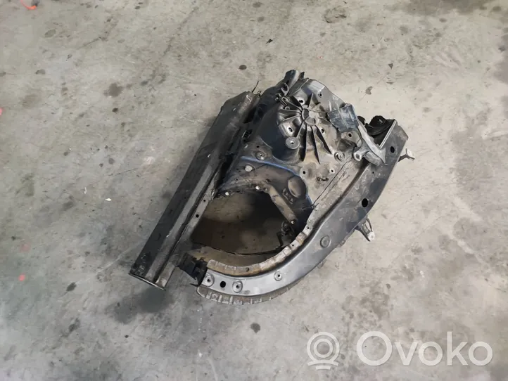 BMW 7 F01 F02 F03 F04 Podłużnica przednia 