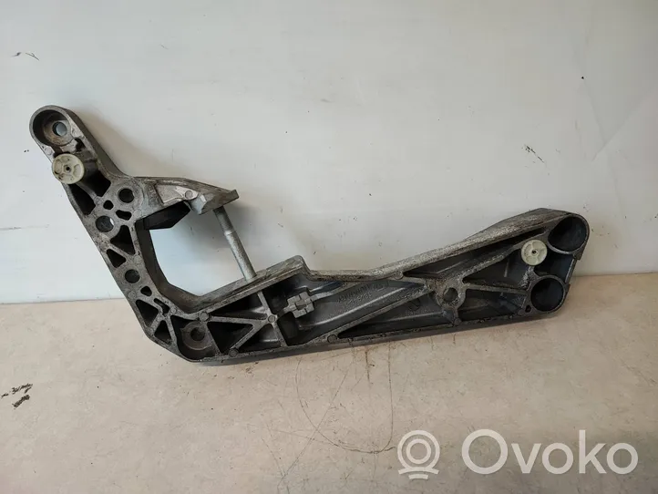 BMW 4 G22 G23 G24 G26 Support de boîte de vitesses 9485312