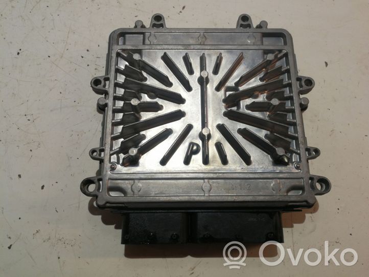 Volvo V70 Unidad de control/módulo del motor 30729826A