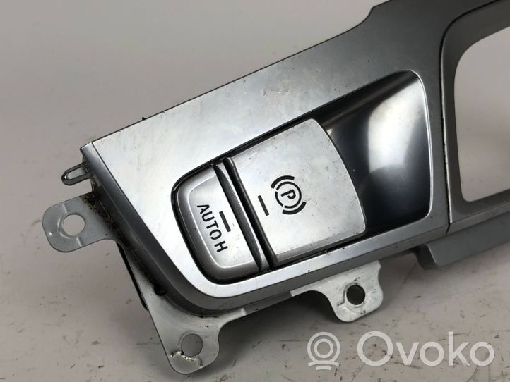 BMW 7 G11 G12 Interruttore di freno a mano/freno di stazionamento 9384255