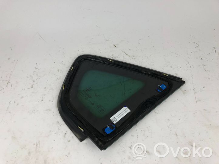 Maserati Levante Rear vent window glass 06701010560