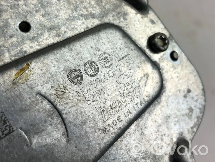 Maserati Levante Motorino del tergicristallo del lunotto posteriore MS2596002930