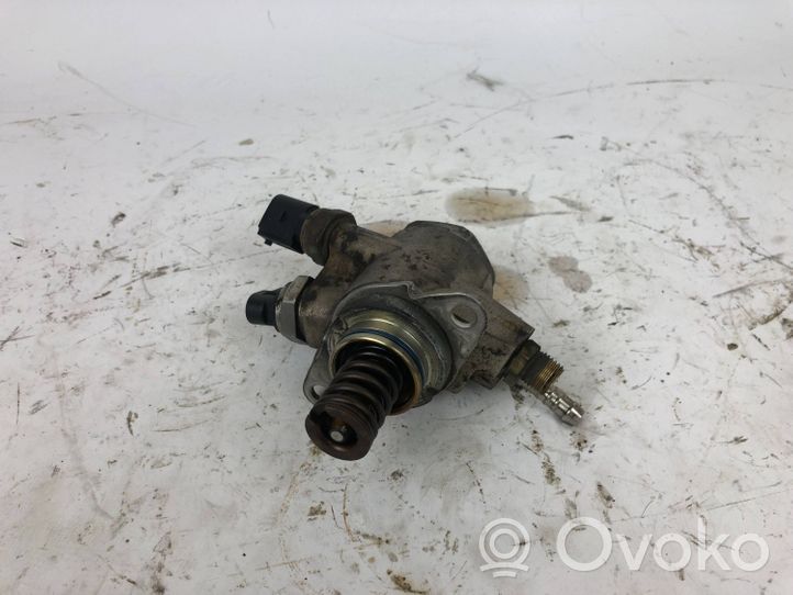 Audi A6 C7 Pompe d'injection de carburant à haute pression 06E906051K