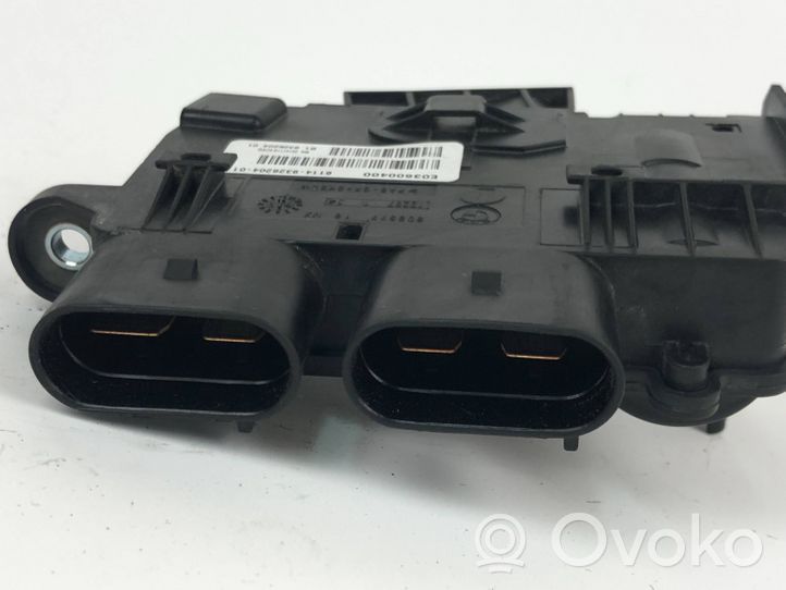 BMW X4 F26 12 V Socket (front) 9326204