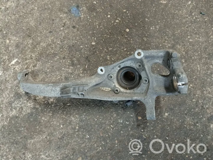 Audi A6 C7 Moyeu de roue avant 8K0407258