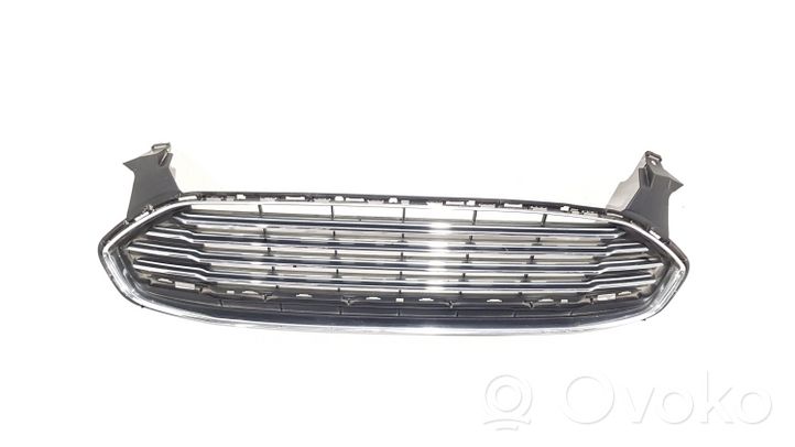 Ford Mondeo MK V Grille calandre supérieure de pare-chocs avant DS73815