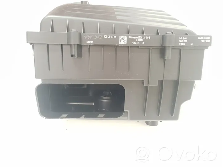 Skoda Octavia Mk3 (5E) Obudowa filtra powietrza 5Q0129607AA
