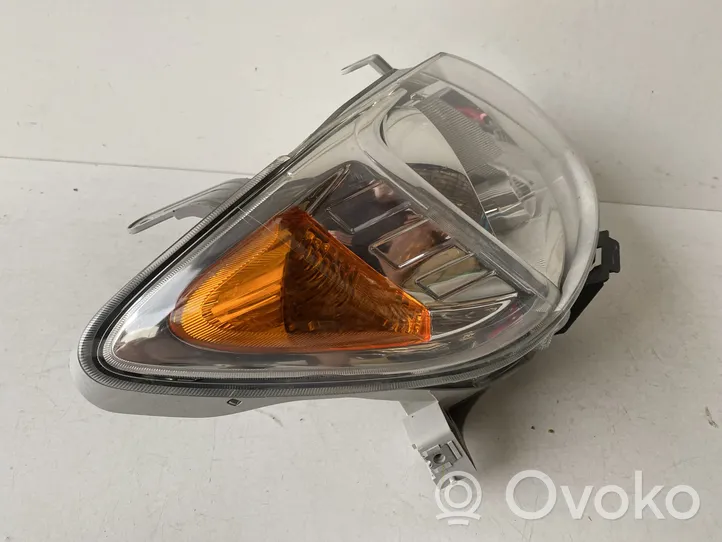 Toyota Hilux (AN10, AN20, AN30) Lampa przednia 10016517