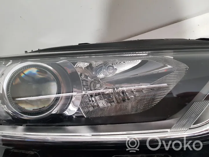 Ford Mondeo MK V Lampa przednia DS7313W029EA