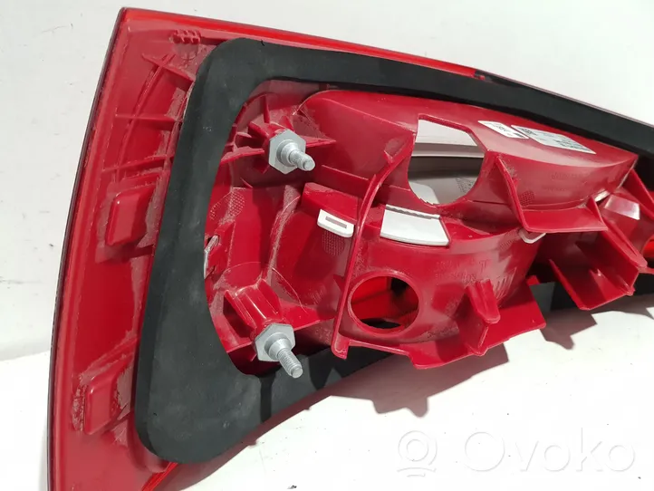 Audi Q3 8U Rear/tail lights 8U0945093