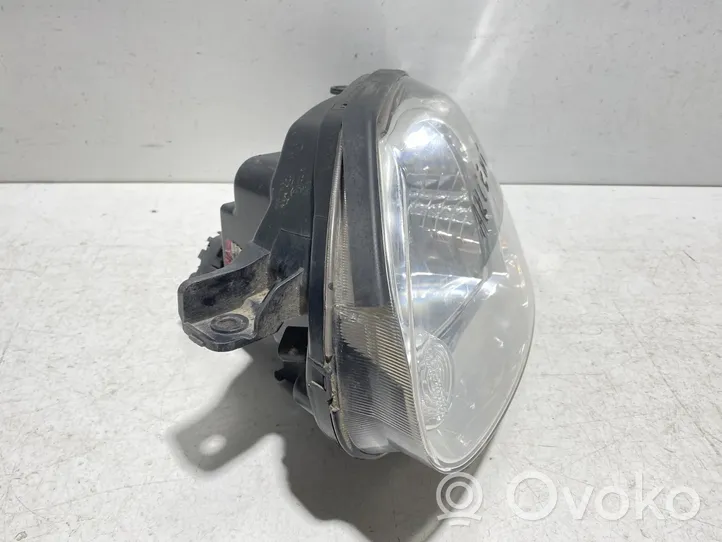 Hyundai Accent Phare frontale 9210255