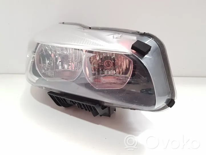 BMW 2 F46 Lampa przednia 74227404