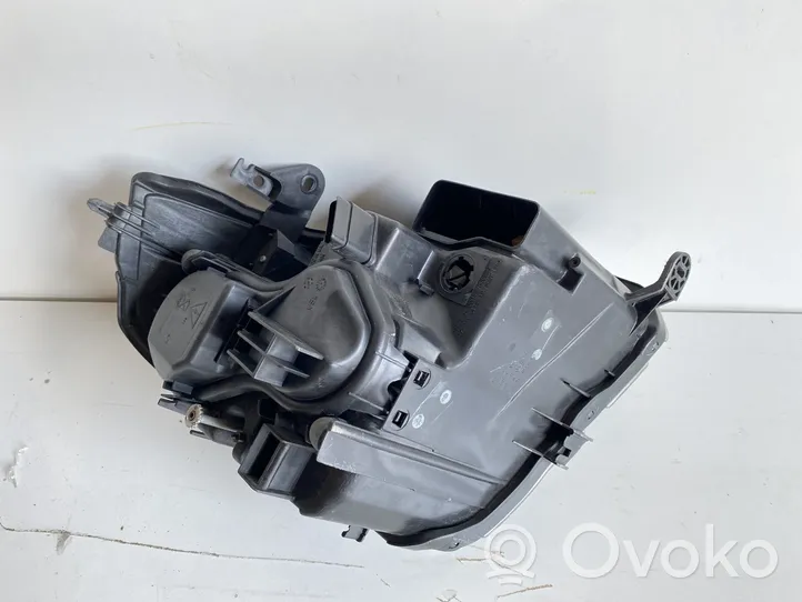 Renault Vel Satis Передняя фара 8200014357