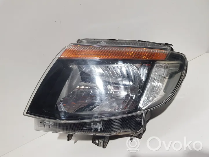 Ford Ranger Lampa przednia 