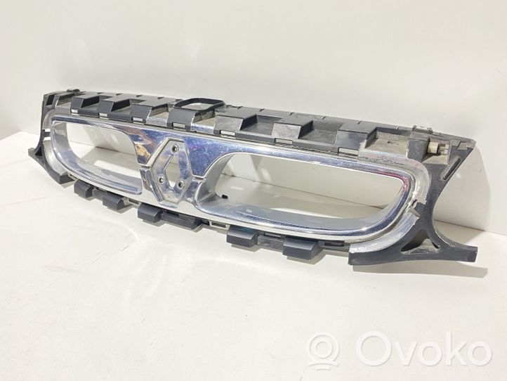 Renault Safrane Grille calandre supérieure de pare-chocs avant 7700412138