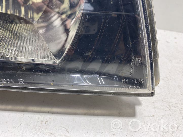 Mitsubishi Pajero Lampa przednia 10087420