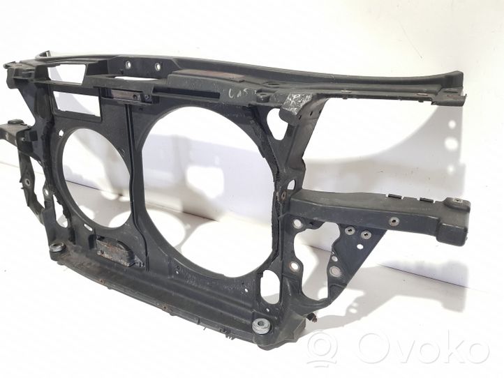 Audi A6 Allroad C5 Support de radiateur sur cadre face avant 4Z7805588