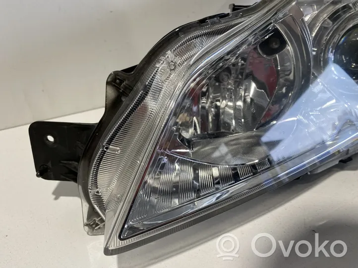 Subaru Legacy Phare frontale 10020063