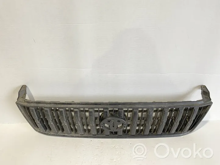 Toyota Land Cruiser (HDJ90) Maskownica / Grill / Atrapa górna chłodnicy 5310060080