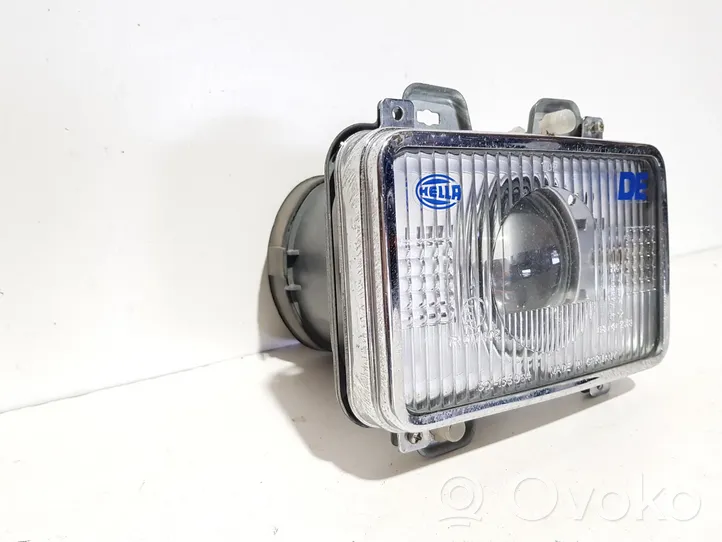 Ford Fiesta Phare frontale 047402