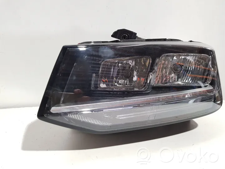 Audi Q2 - Lampa przednia 81A941003