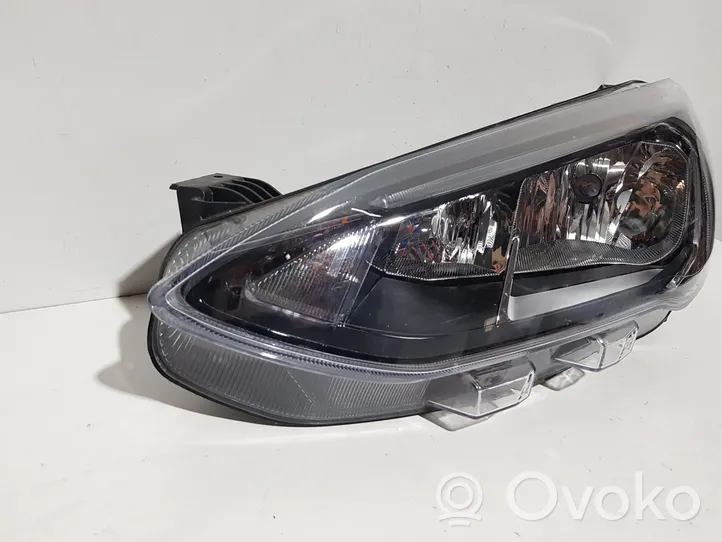 Ford Focus Phare frontale JX7B13W030