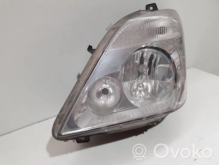 Mercedes-Benz Sprinter W906 Phare frontale A9068200161