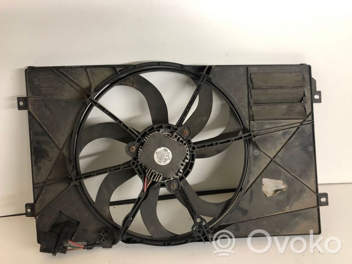 Volkswagen Caddy Convogliatore ventilatore raffreddamento del radiatore ZSB1K0121205AG