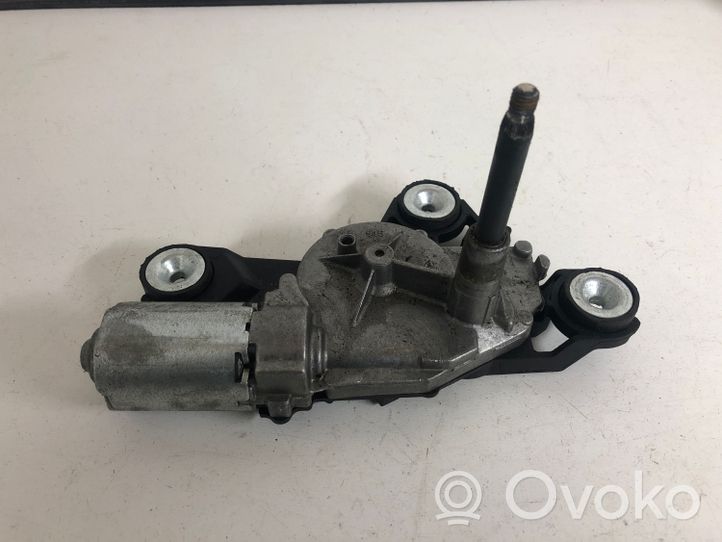 Ford Focus Moteur d'essuie-glace arrière 0390201823