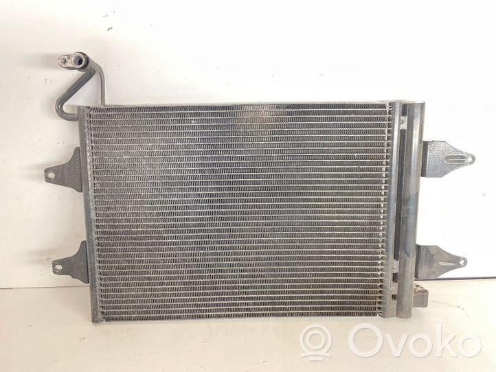 Volkswagen Polo IV 9N3 Radiatore di raffreddamento A/C (condensatore) 