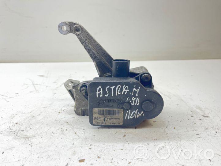 Opel Astra H Attuatore/motore della valvola del collettore di aspirazione 70062106