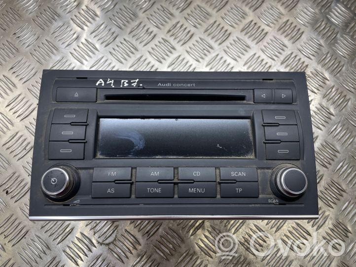 Audi A4 S4 B7 8E 8H Radio/CD/DVD/GPS-pääyksikkö 8E0035186AK