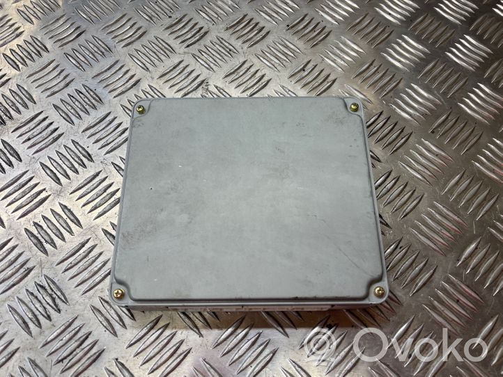 Toyota Corolla Verso E121 Calculateur moteur ECU 896610F010