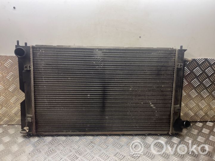 Toyota Corolla Verso E121 Radiateur de refroidissement 