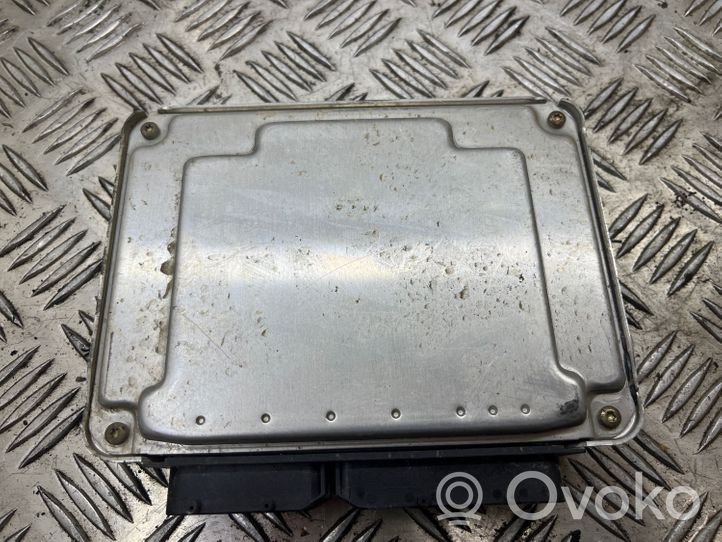 Ford Galaxy Calculateur moteur ECU 038906019LR