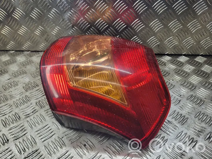 Toyota Corolla E120 E130 Lampa tylna 