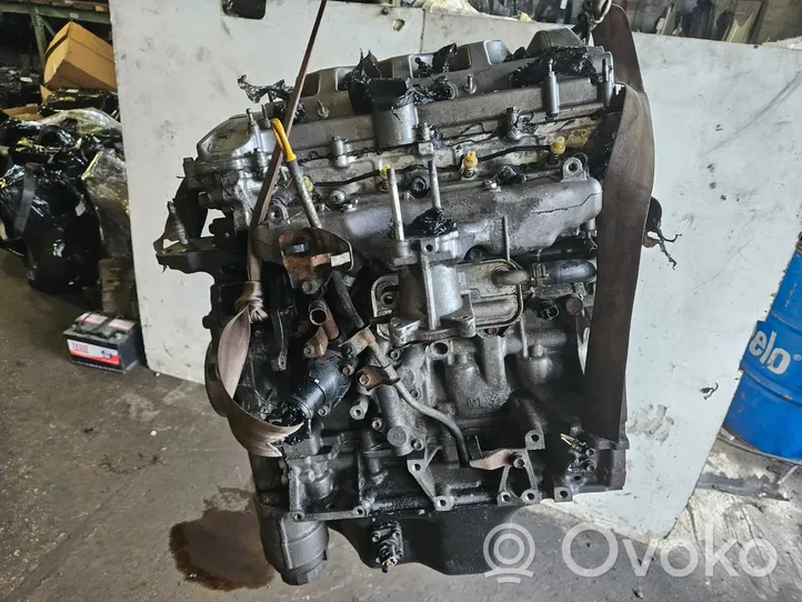 Toyota Avensis T250 Motor 2AD