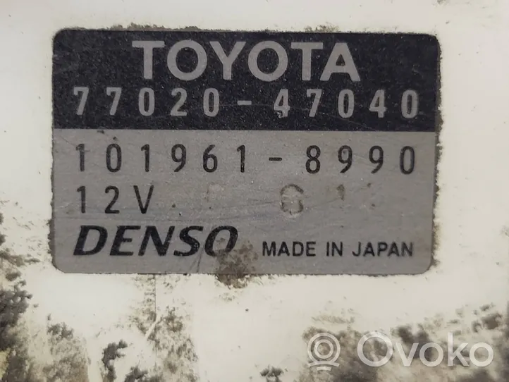 Toyota Prius (NHW20) Pompe à carburant 7702047040
