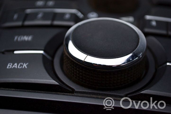 Opel Meriva A Console centrale, commande de multimédia l'unité principale 13346043