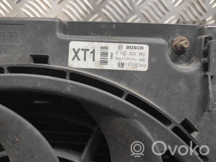 Opel Astra H Set del radiatore 0130303957