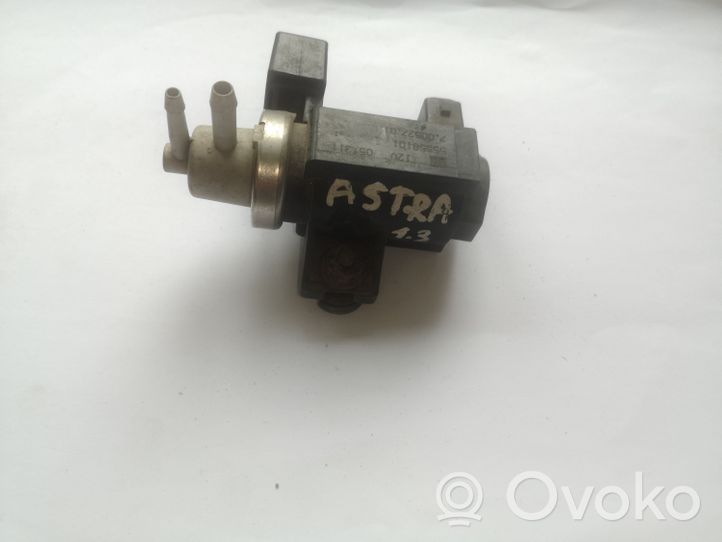 Opel Astra H Zawór podciśnienia / Elektrozawór turbiny 55558101