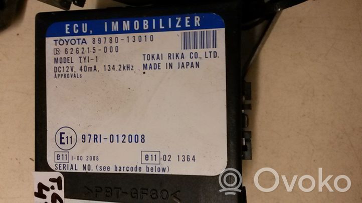 Toyota Corolla Verso E121 Komputer / Sterownik ECU i komplet kluczy 8966113060